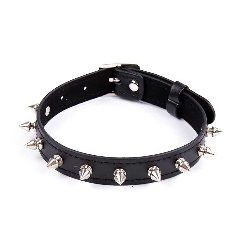 BDSM Halsband mit Metallspitzen