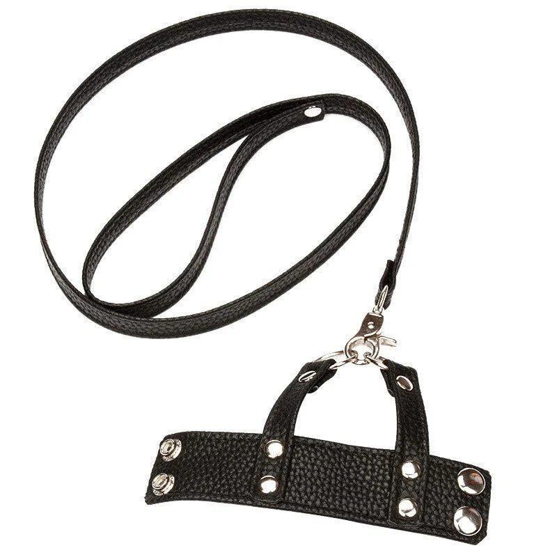 Schwarzes BDSM Halsband aus Kunstleder mit Zugleine für Hoden - Image 3