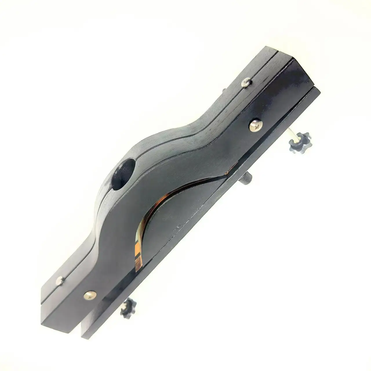 Schwarze Holzknebel und elektrisierender BDSM E-Stim Hodenquetscher - Image 4